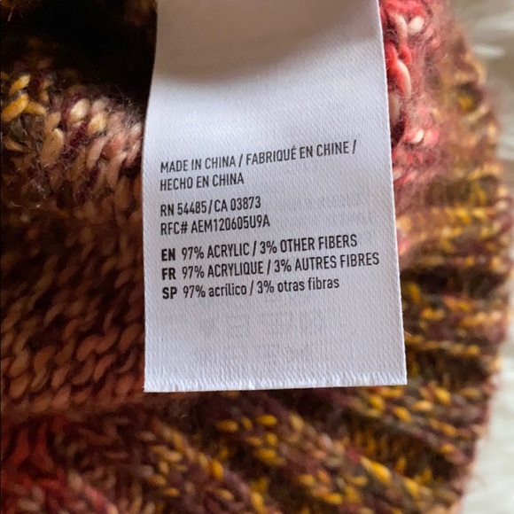 Sweater - Picture 8 of 8